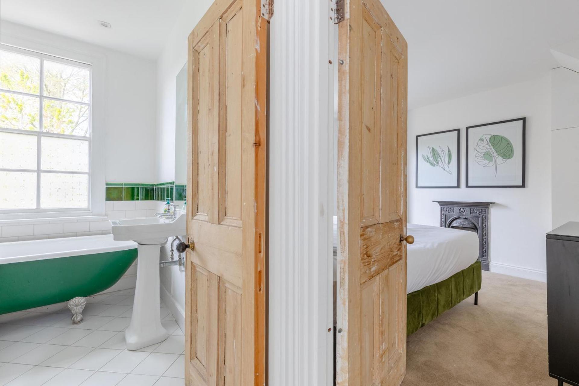 Sleek 2bd Skyline Flat Heart Of Hackney * Londra