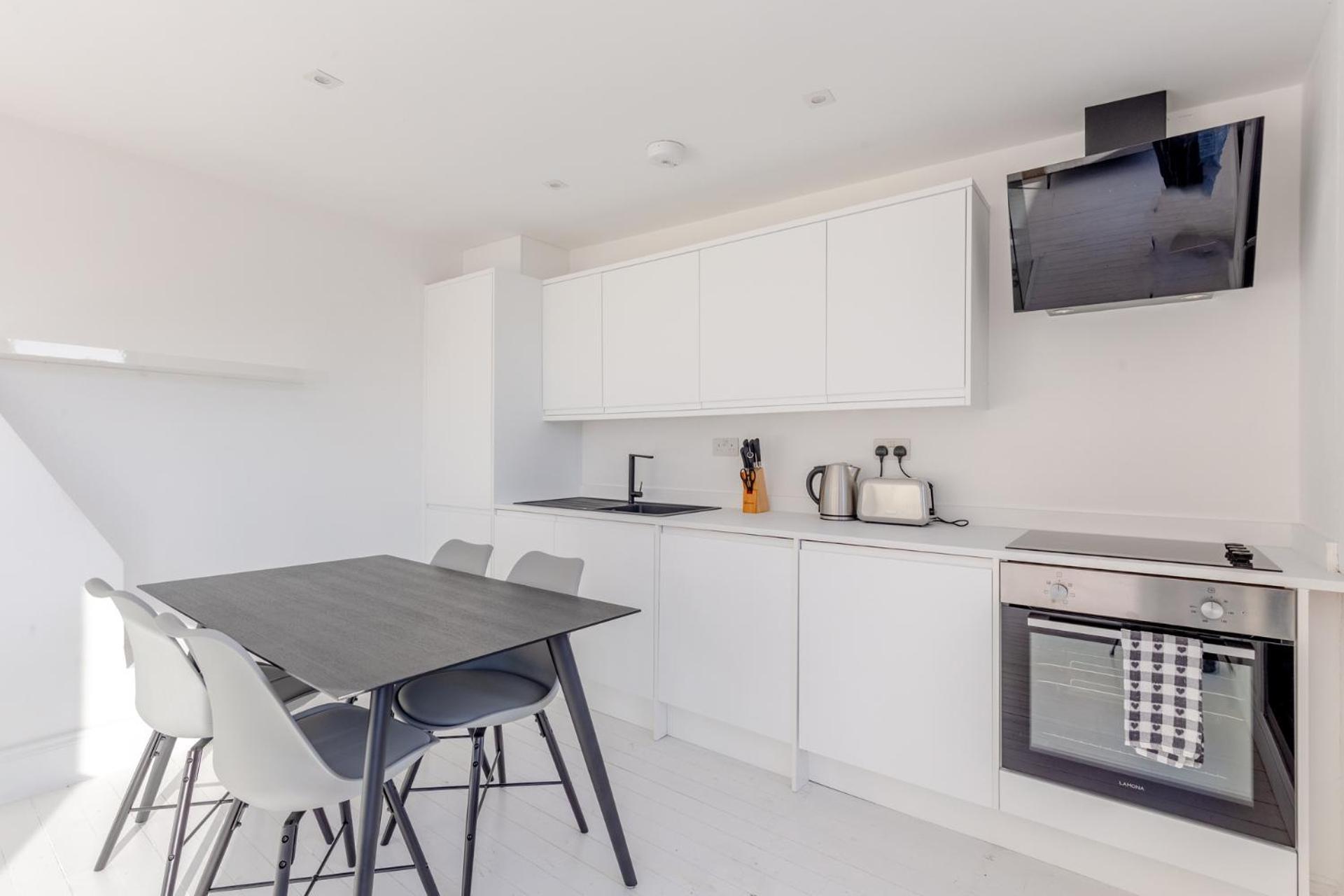 Sleek 2bd Skyline Flat Heart Of Hackney Apartament
