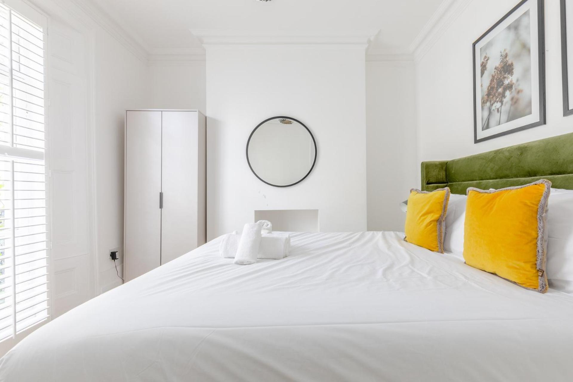 Apartament Sleek 2bd Skyline Flat Heart Of Hackney Londra